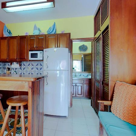 Seaview - Caribe Island Apartment San Pedro  Room photo